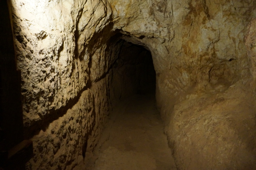 Calico Ghost Town – Explore Real California Gold Mines!